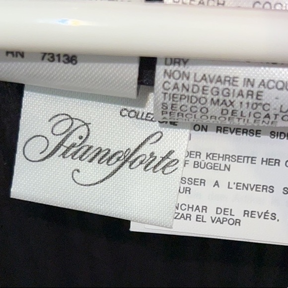 MaxMara Pianoforte Collection Sequined Silk Black Sleeveless Blouse - Picture 4 of 5